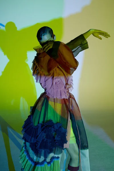 Look 27